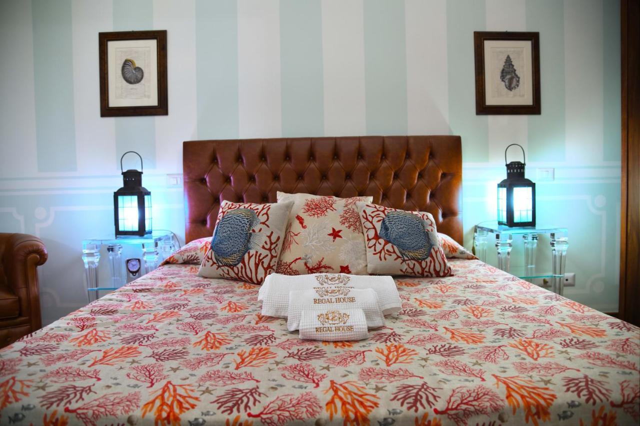Regal House Anzio Hotel Ngoại thất bức ảnh